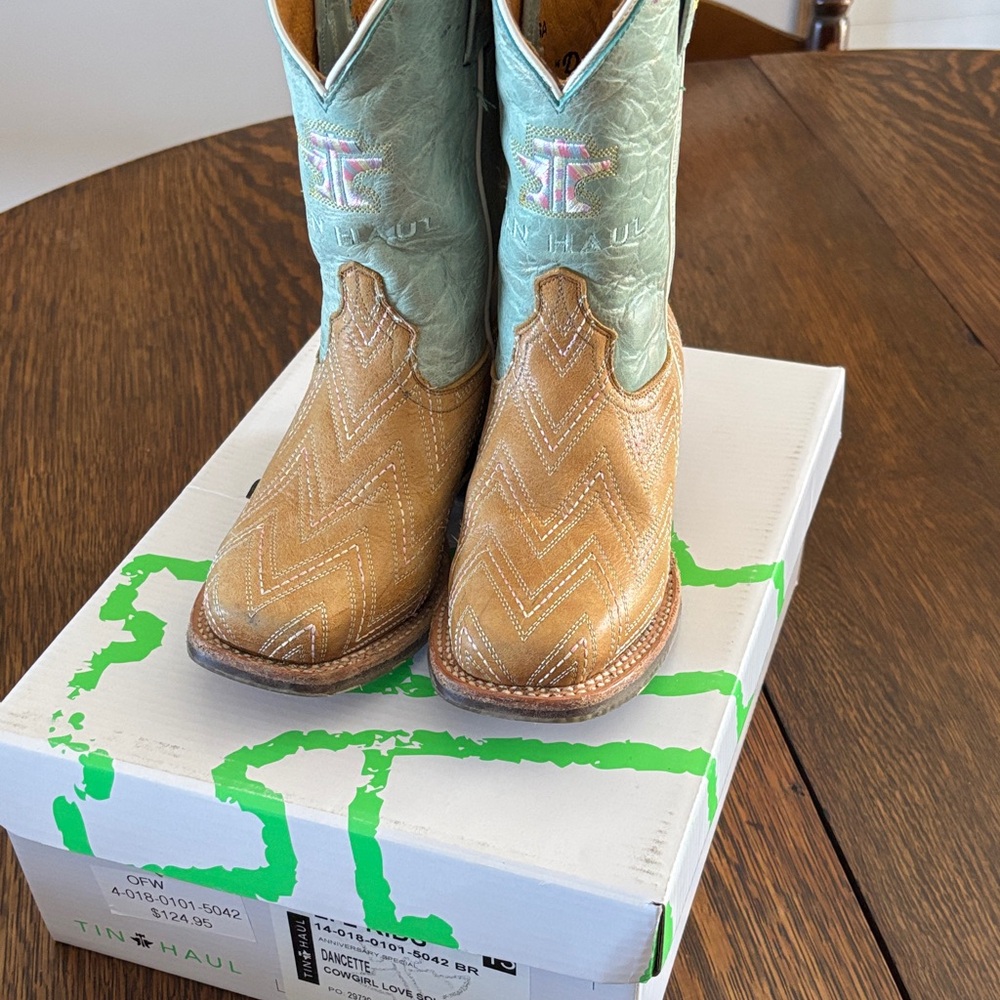 Tin Haul Tan and Mint Western Boots
